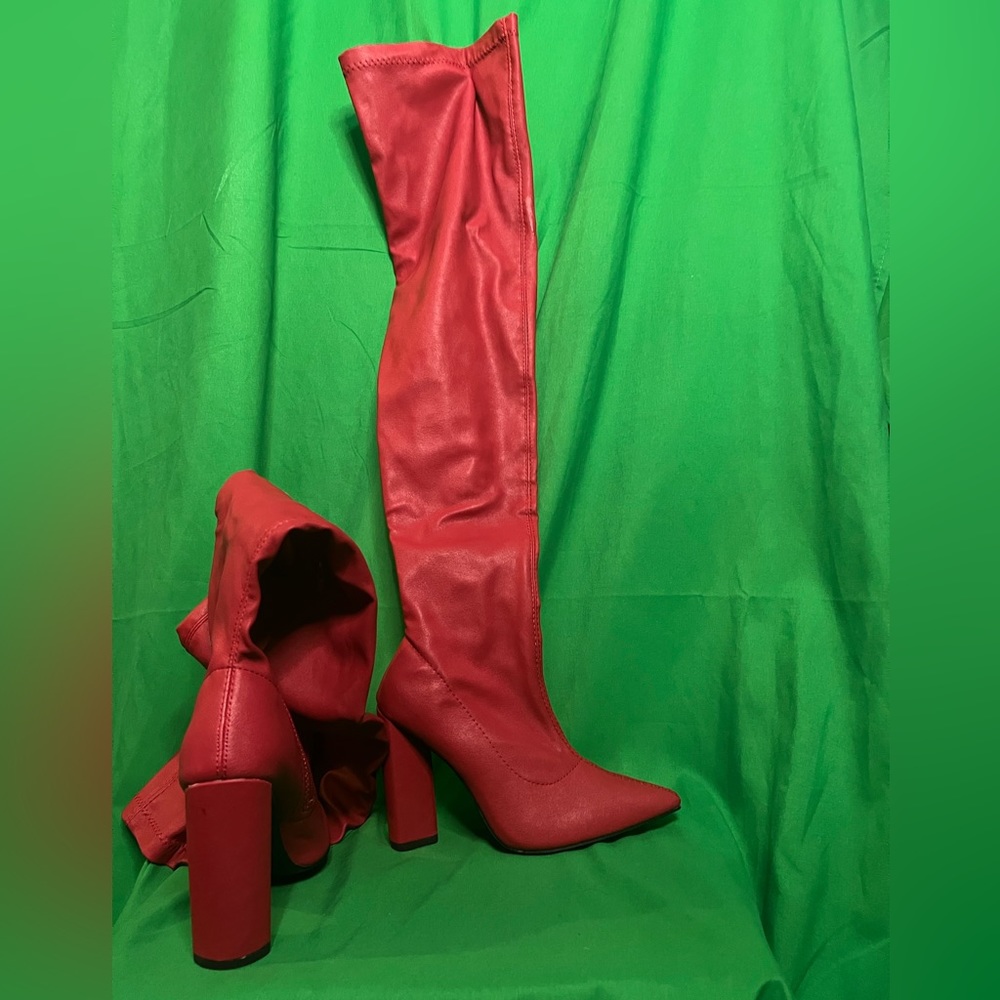 Red red high thigh boots❤️💋❗️